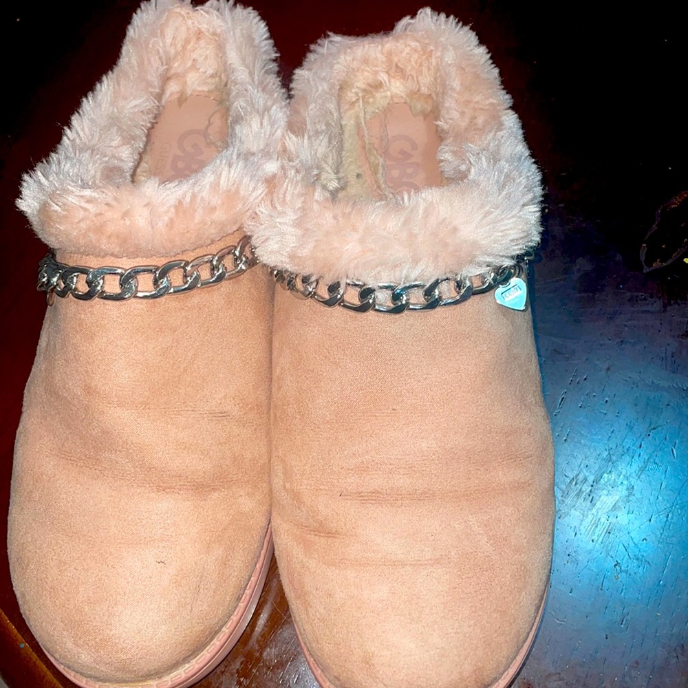 Used house slippers